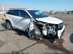 5TDYZRFH9HS216738 2017 TOYOTA HIGHLANDER