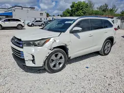5TDYZRFH9HS229716 2017 TOYOTA HIGHLANDER