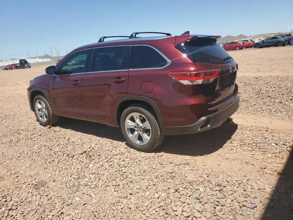 5TDYZRFH9JS240916 2018 TOYOTA HIGHLANDER - Image 2