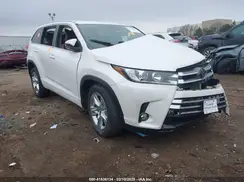 5TDYZRFH9JS257263 2018 TOYOTA HIGHLANDER