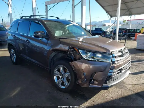 5TDYZRFH9JS275455 2018 TOYOTA HIGHLANDER - Image 1