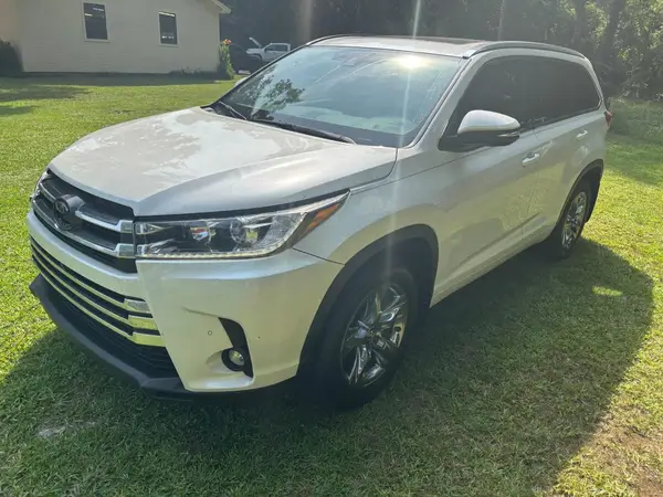 5TDYZRFH9KS289700 2019 TOYOTA HIGHLANDER - Image 2
