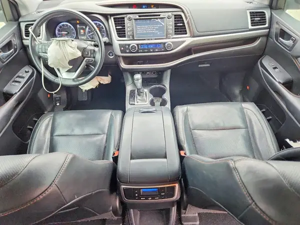 5TDYZRFHXKS326690 2019 TOYOTA HIGHLANDER - Image 8
