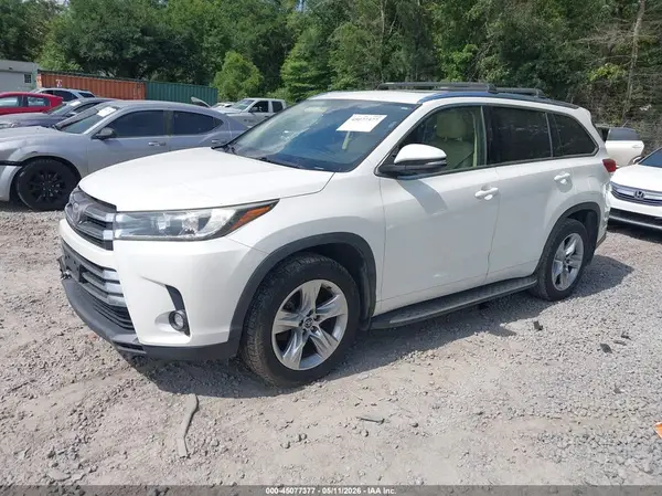 5TDYZRFHXKS337334 2019 TOYOTA HIGHLANDER - Image 2