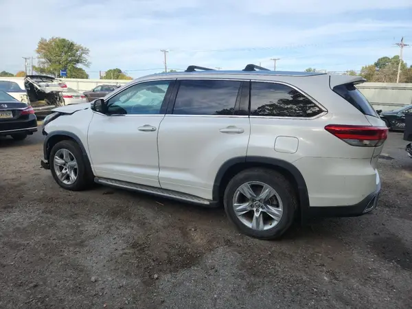 5TDYZRFHXKS351010 2019 TOYOTA HIGHLANDER - Image 2