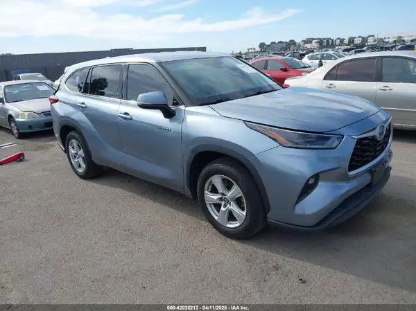 5TDZARAH1MS004901 2021 TOYOTA HIGHLANDER - Image 1