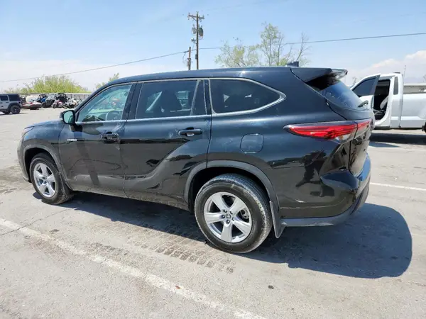 5TDZARAH2LS502944 2020 TOYOTA HIGHLANDER - Image 2