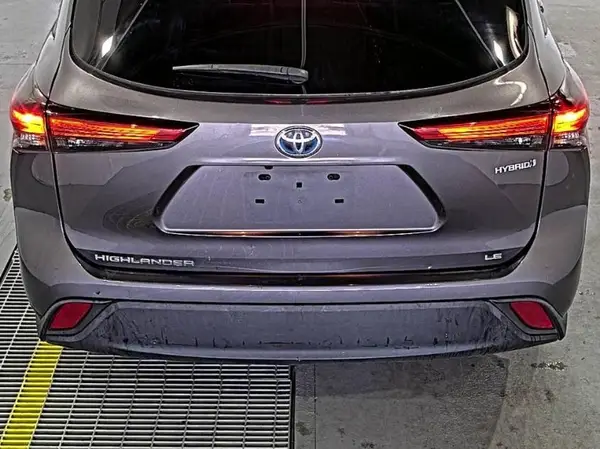 5TDZARAH3MS506857 2021 TOYOTA HIGHLANDER - Image 8