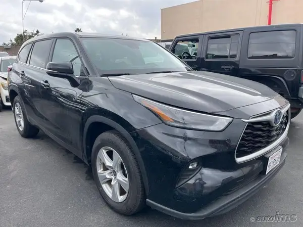 5TDZARAH3PS527731 2023 TOYOTA HIGHLANDER - Image 1