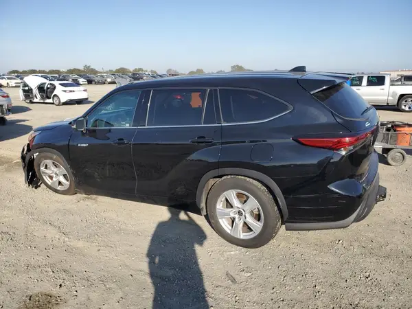 5TDZARAH4MS506902 2021 TOYOTA HIGHLANDER - Image 2