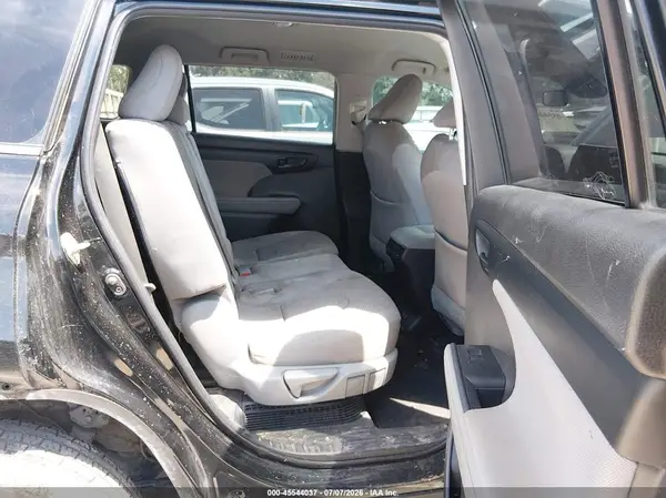 5TDZARAH4PS518729 2023 TOYOTA HIGHLANDER - Image 8