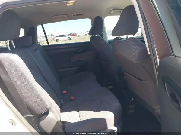5TDZARAH7NS512484 2022 TOYOTA HIGHLANDER - Image 8