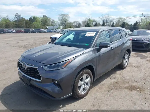 5TDZARAH8MS508510 2021 TOYOTA HIGHLANDER - Image 2
