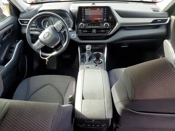 5TDZARAHXMS010695 2021 TOYOTA HIGHLANDER - Image 8
