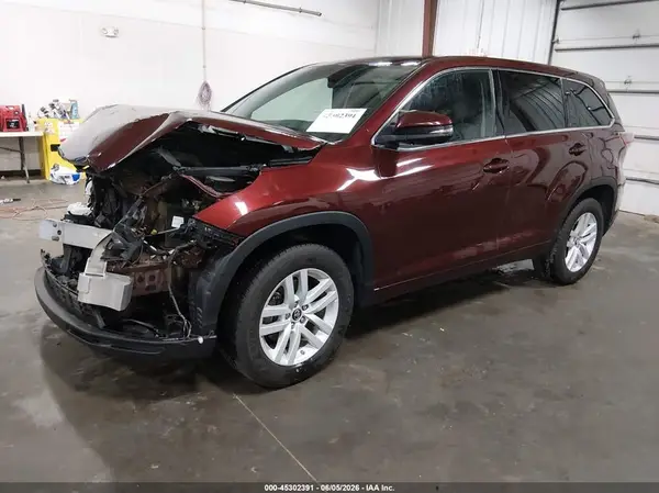 5TDZARFH0GS021346 2016 TOYOTA HIGHLANDER - Image 2