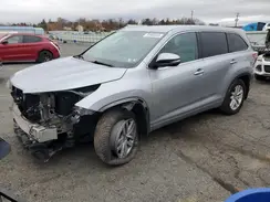 5TDZARFH0GS022352 2016 TOYOTA HIGHLANDER
