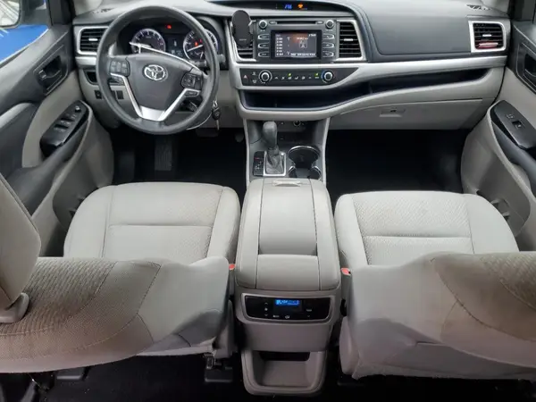 5TDZARFH0GS022352 2016 TOYOTA HIGHLANDER - Image 8