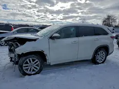 5TDZARFH0GS022514 2016 TOYOTA HIGHLANDER