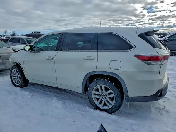 5TDZARFH0GS022514 2016 TOYOTA HIGHLANDER - Image 2