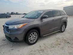 5TDZARFH0GS023114 2016 TOYOTA HIGHLANDER