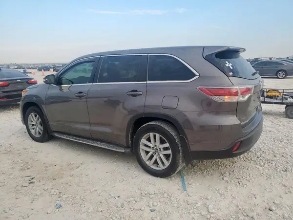 5TDZARFH0GS023114 2016 TOYOTA HIGHLANDER - Image 2