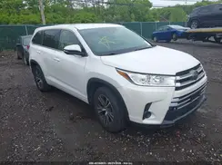 5TDZARFH0HS025155 2017 TOYOTA HIGHLANDER