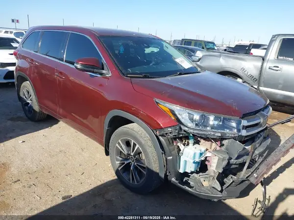 5TDZARFH0JS036002 2018 TOYOTA HIGHLANDER - Image 1