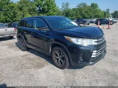 5TDZARFH0JS038784 2018 TOYOTA HIGHLANDER