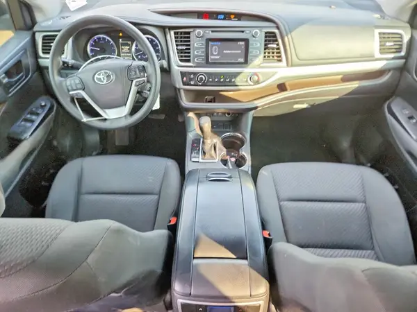 5TDZARFH0JS039014 2018 TOYOTA HIGHLANDER - Image 8