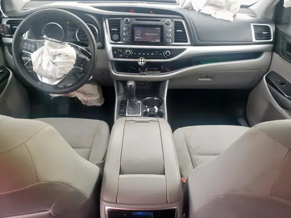 5TDZARFH0JS041264 2018 TOYOTA HIGHLANDER - Image 8