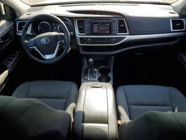5TDZARFH0KS048040 2019 TOYOTA HIGHLANDER - Image 8