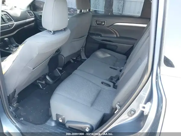 5TDZARFH0KS049849 2019 TOYOTA HIGHLANDER - Image 8