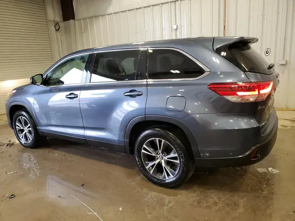 5TDZARFH0KS050094 2019 TOYOTA HIGHLANDER - Image 2
