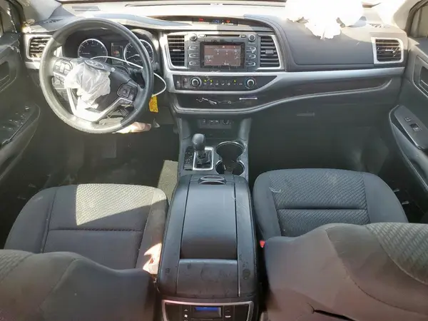 5TDZARFH0KS053920 2019 TOYOTA HIGHLANDER - Image 8