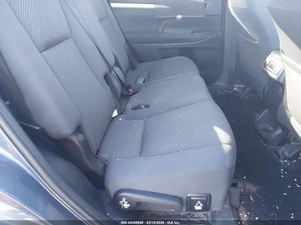 5TDZARFH0KS054842 2019 TOYOTA HIGHLANDER - Image 8