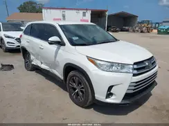 5TDZARFH0KS060236 2019 TOYOTA HIGHLANDER