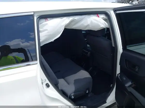 5TDZARFH0KS060236 2019 TOYOTA HIGHLANDER - Image 8