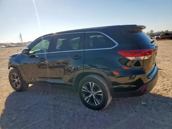 5TDZARFH0KS060429 2019 TOYOTA HIGHLANDER - Image 2