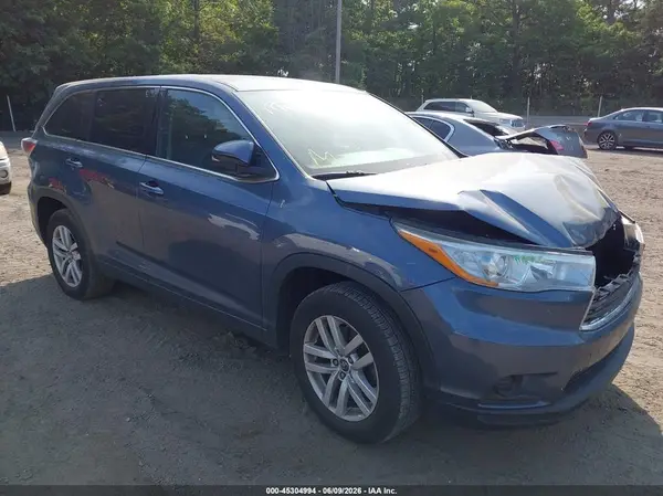 5TDZARFH1GS022800 2016 TOYOTA HIGHLANDER - Image 1