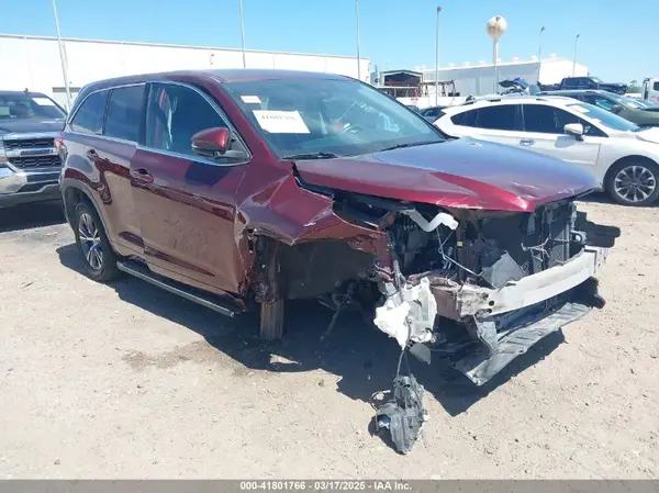 5TDZARFH1HS024287 2017 TOYOTA HIGHLANDER - Image 1