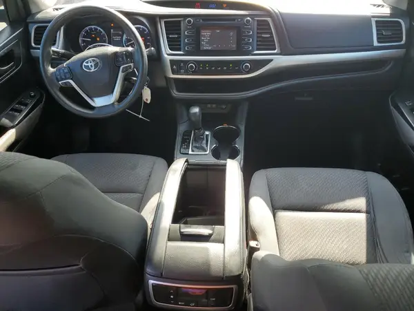 5TDZARFH1HS026749 2017 TOYOTA HIGHLANDER - Image 8
