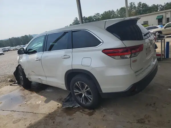 5TDZARFH1HS027058 2017 TOYOTA HIGHLANDER - Image 2