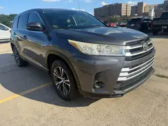 5TDZARFH1HS027447 2017 TOYOTA HIGHLANDER