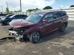 5TDZARFH1HS027450 2017 TOYOTA HIGHLANDER