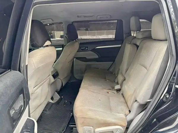 5TDZARFH1HS030686 2017 TOYOTA HIGHLANDER - Image 8