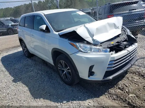 5TDZARFH1HS032759 2017 TOYOTA HIGHLANDER - Image 1