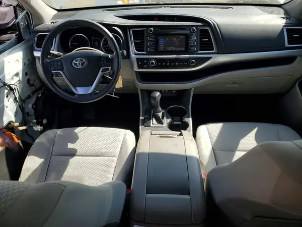 5TDZARFH1JS034873 2018 TOYOTA HIGHLANDER - Image 8