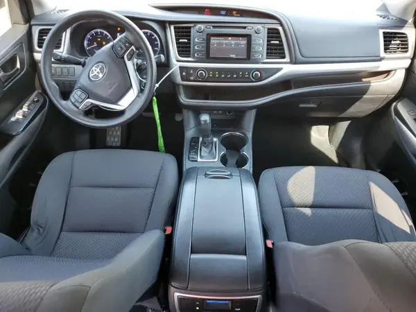 5TDZARFH1JS036820 2018 TOYOTA HIGHLANDER - Image 8
