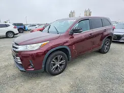 5TDZARFH1JS037689 2018 TOYOTA HIGHLANDER