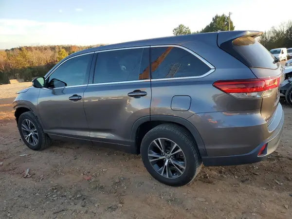 5TDZARFH1JS039426 2018 TOYOTA HIGHLANDER - Image 2